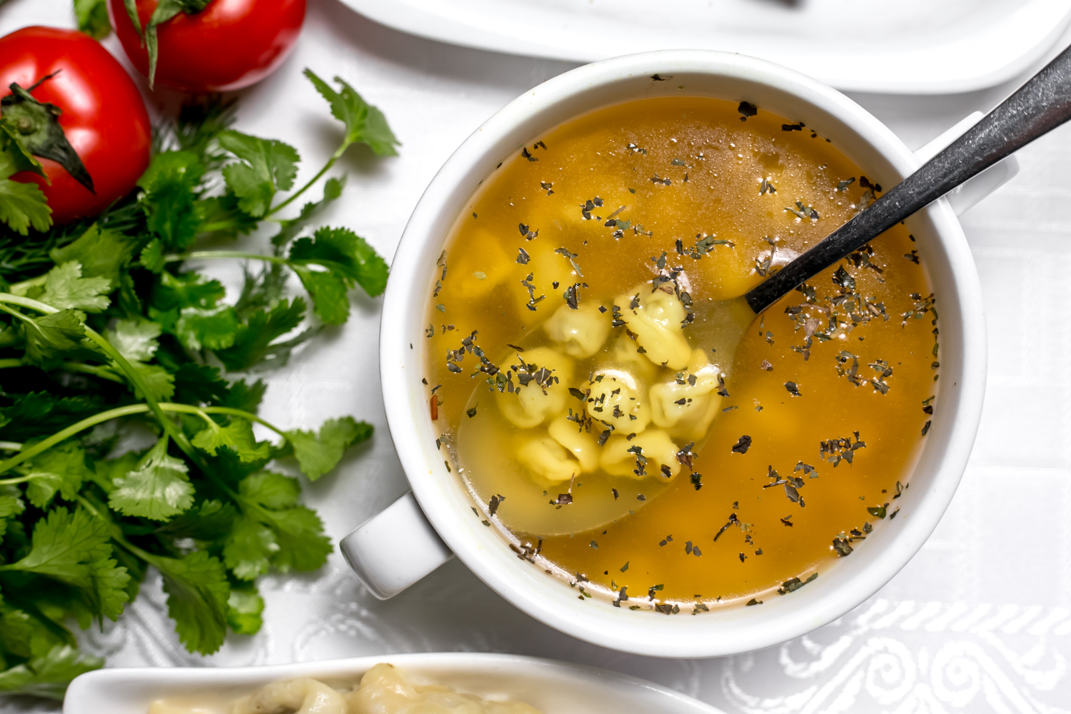 bone broth and cancer featured image